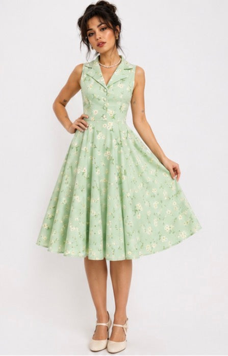 Hearts & Roses Katie Floral Swing Dress